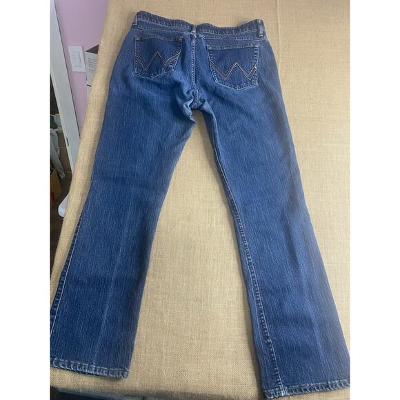 Wrangler Q-Baby Womens Jeans Size 15/16x34 Blue Denim Mid Rise Stretch Bootcut - Picture 7 of 7